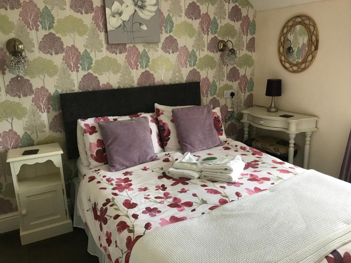 Ivy Bank Guest House Tenby Eksteriør billede
